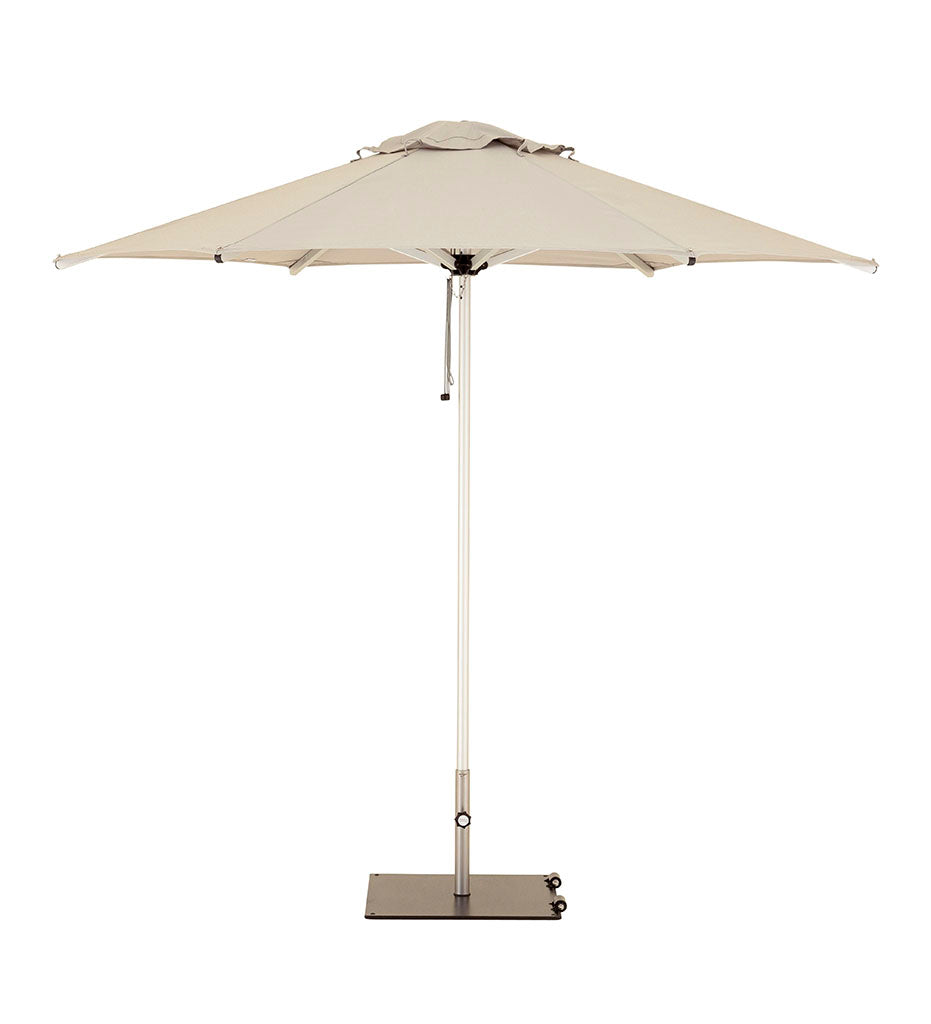 Woodline 8&#39; Mistral Round Center Post Umbrella