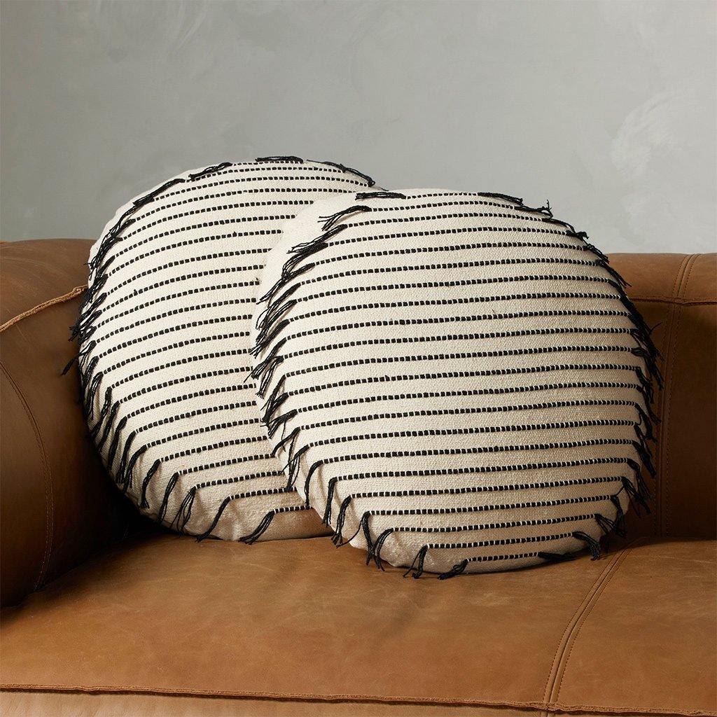 Round Pillows