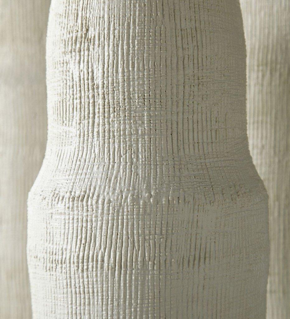 Leela Vase - Medium, Details