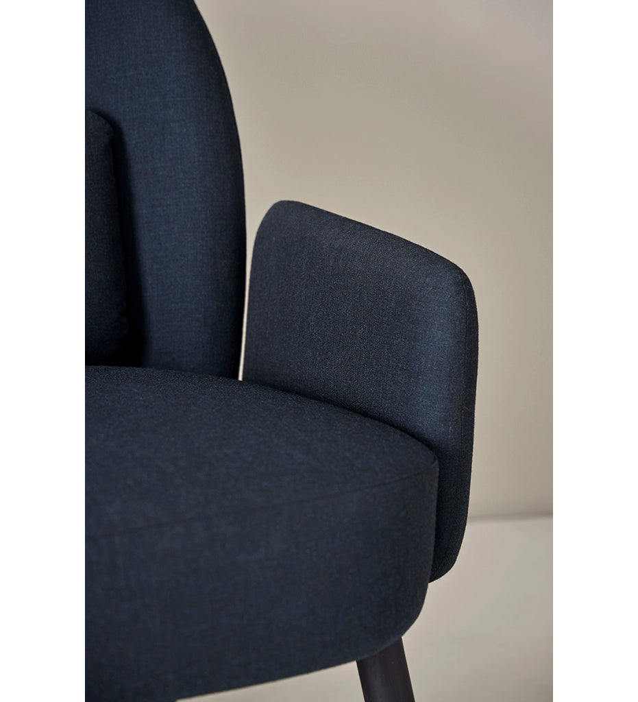 lifestyle, Blasco &amp; Vila Pol Low Arm Chair