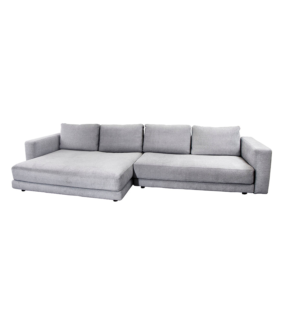 Scale 2-Seater Sofa w/ Double Daybed &amp; Armrests