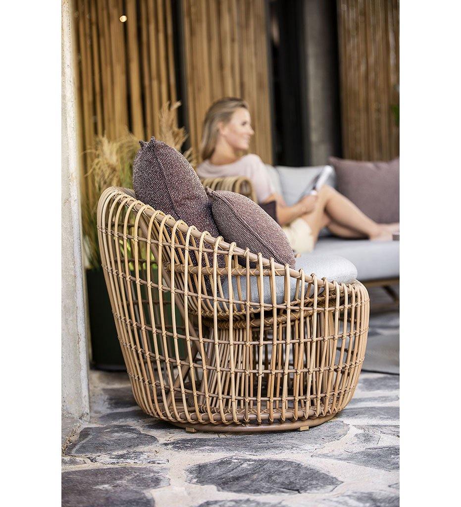 lifestyle, Cane-line Nest Outdoor Round Lounge Chair in All Weather Natural Rattan and Light Grey Cushion 57422USL