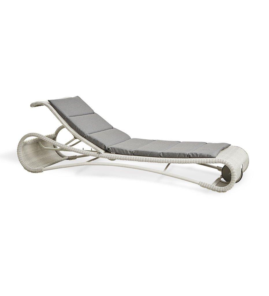 Cane-line Escape Outdoor White Grey All-Weather Weave Sunbed Chaise 5523LW with Grey Cushion YSN95