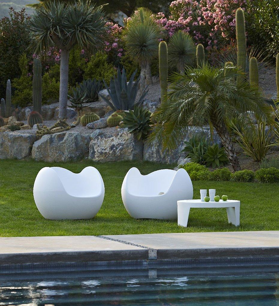 lifestyle, Allred Co-Slide-Blos Lounge Chair